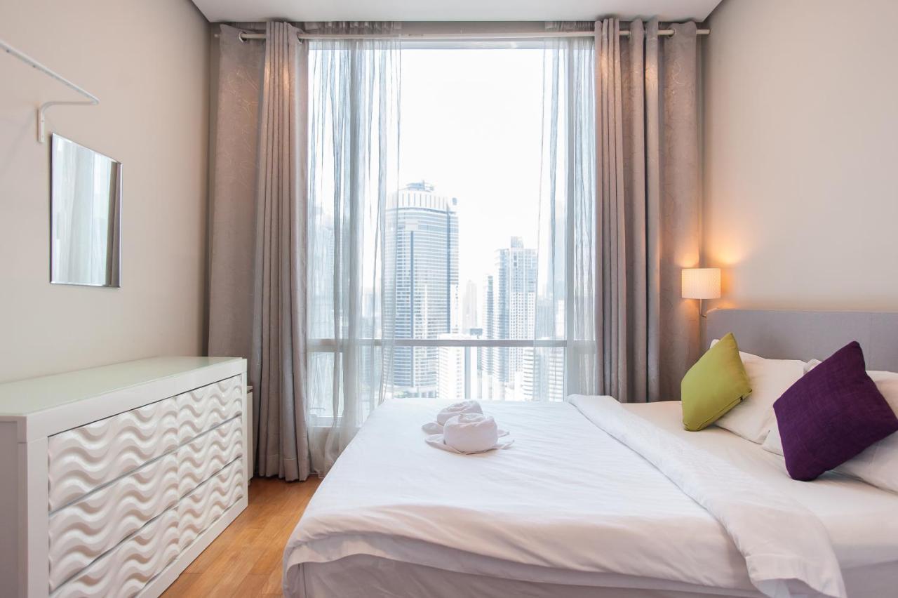 Soho Suites Klcc By Guesthouse Kuala Lumpur Exterior photo