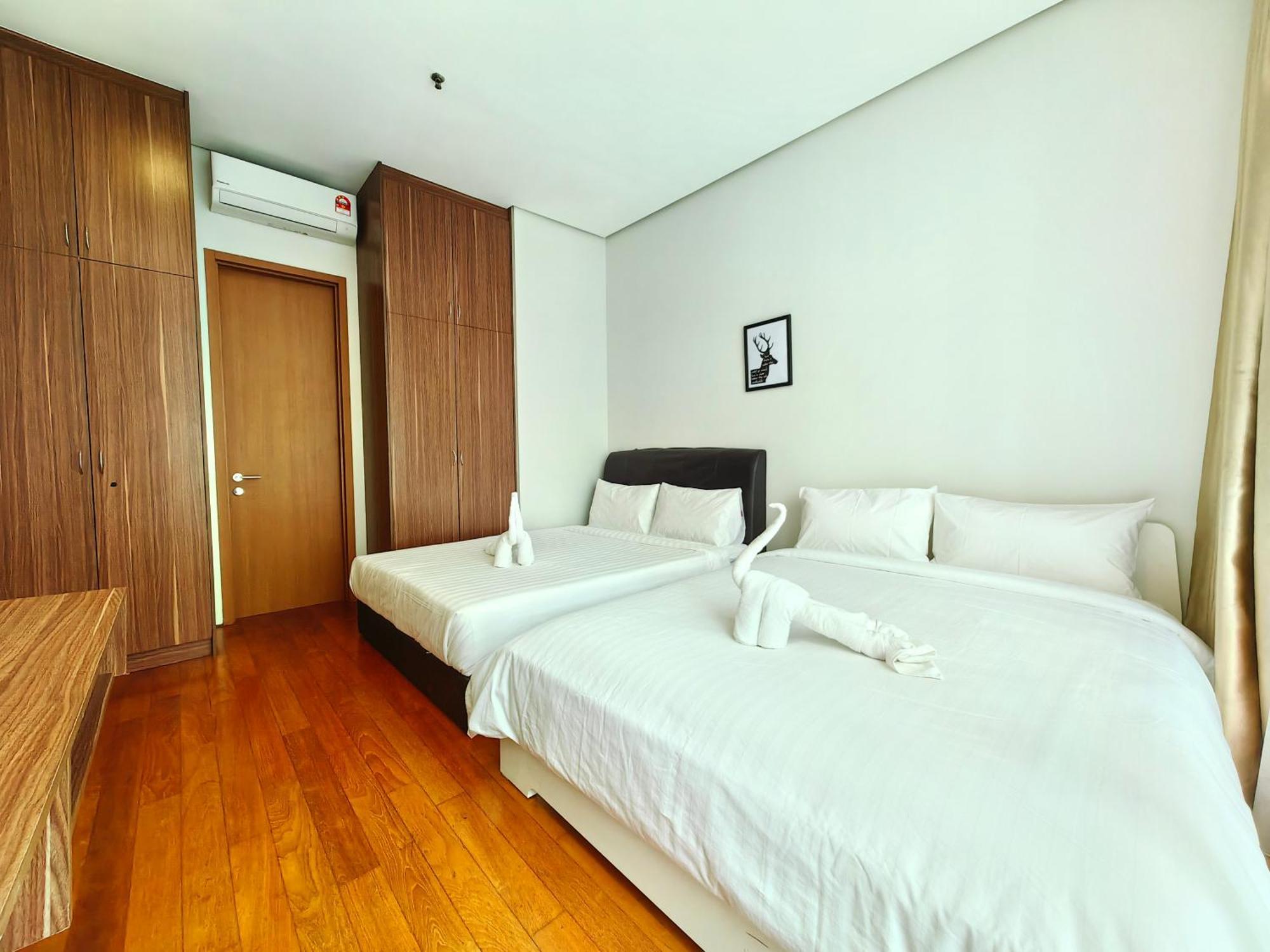 Soho Suites Klcc By Guesthouse Kuala Lumpur Exterior photo