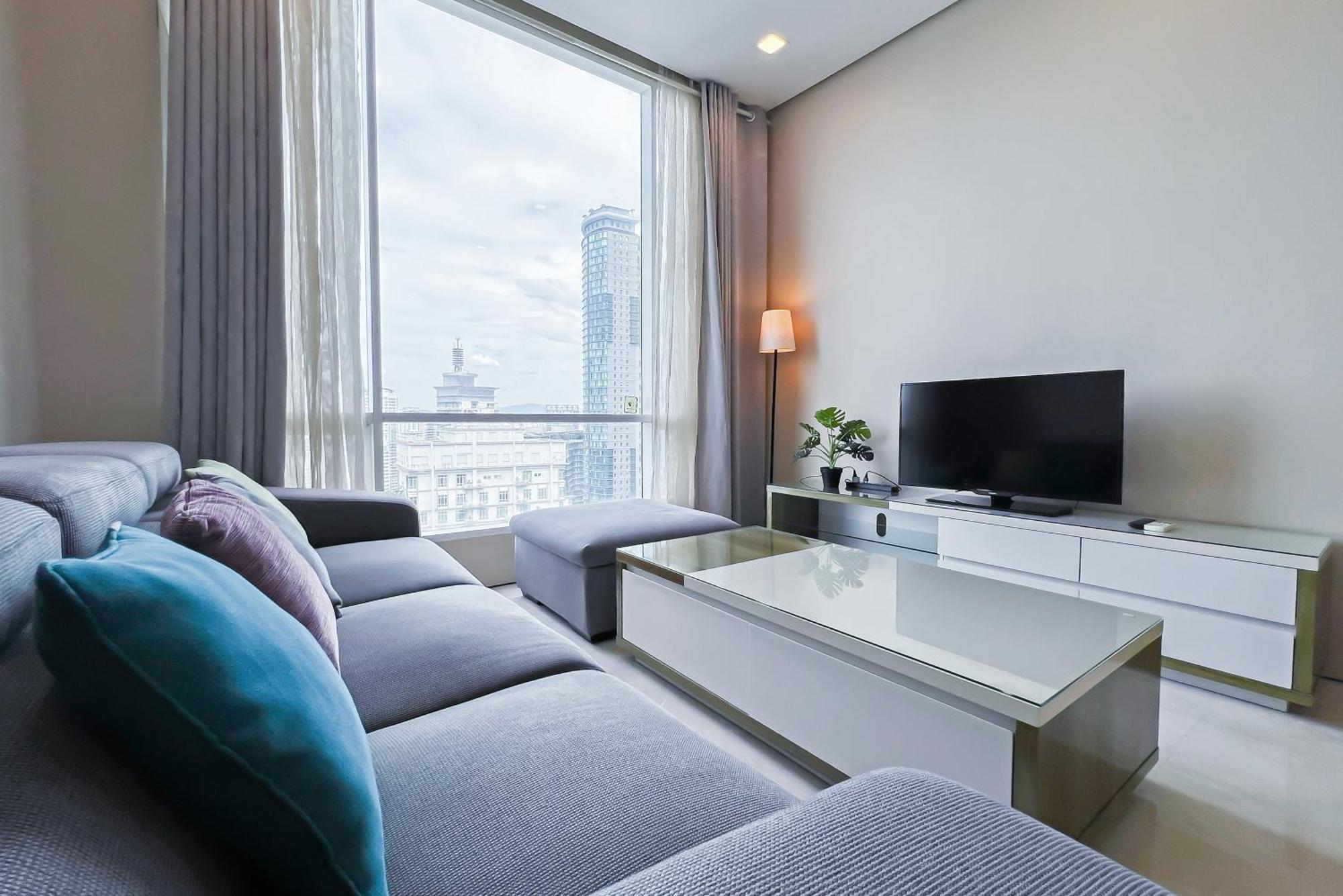 Soho Suites Klcc By Guesthouse Kuala Lumpur Exterior photo